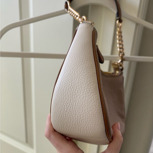 Coach Purse - Picture 4 of 7